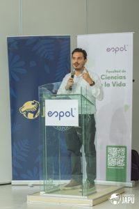 Anfitrión Erick Meza